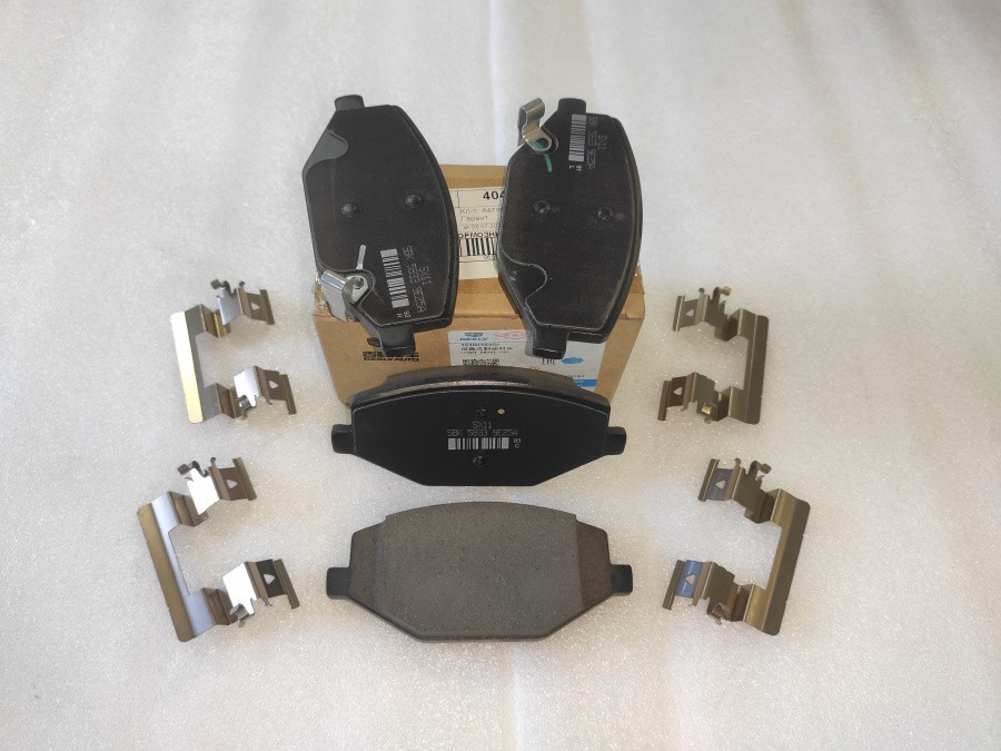 Тормозные колодки передние Колодки тормозные передние 4048046400 2